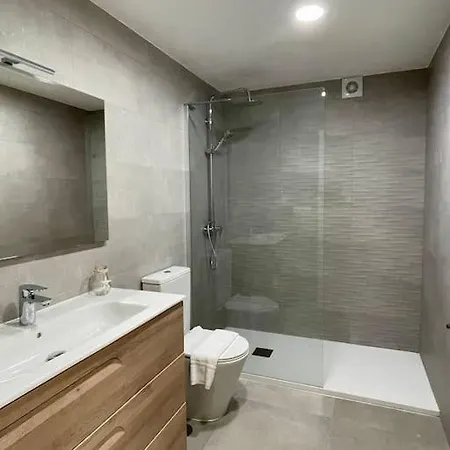 Gris Parking A Menos De 1 Min A Pie Apartment *