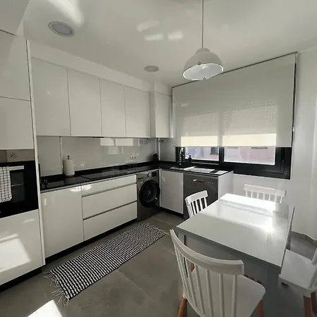 Gris Parking A Menos De 1 Min A Pie Apartment