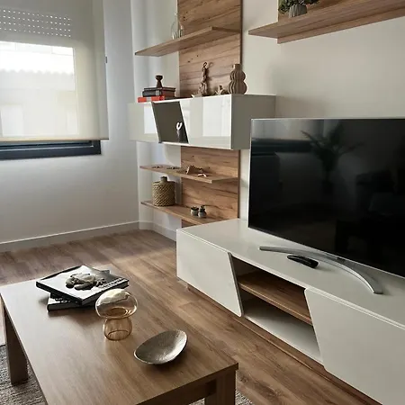 Gris Con Parking Gratis