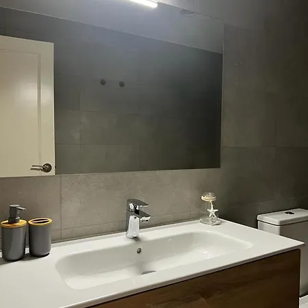 Gris Con Parking Gratis * Vigo