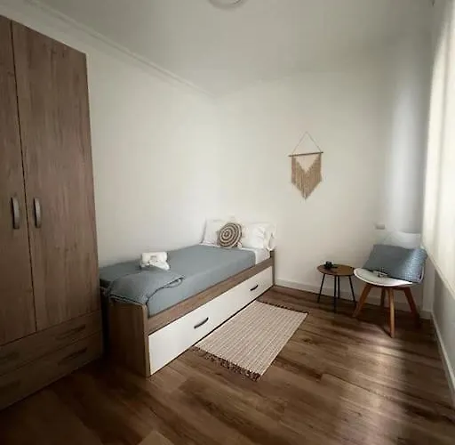 Apartment Gris Con Parking Gratis Vigo