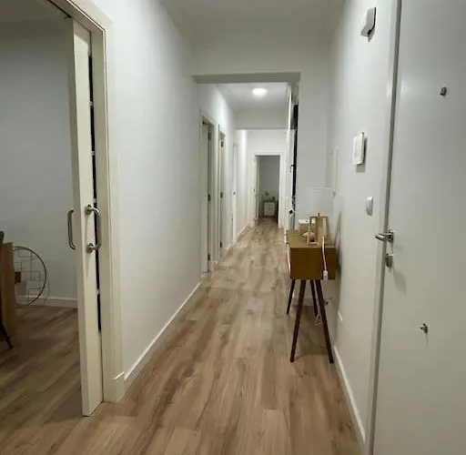 Apartment Gris Con Parking Gratis *