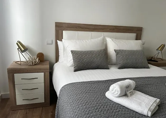 Apartment Gris Con Parking Gratis *